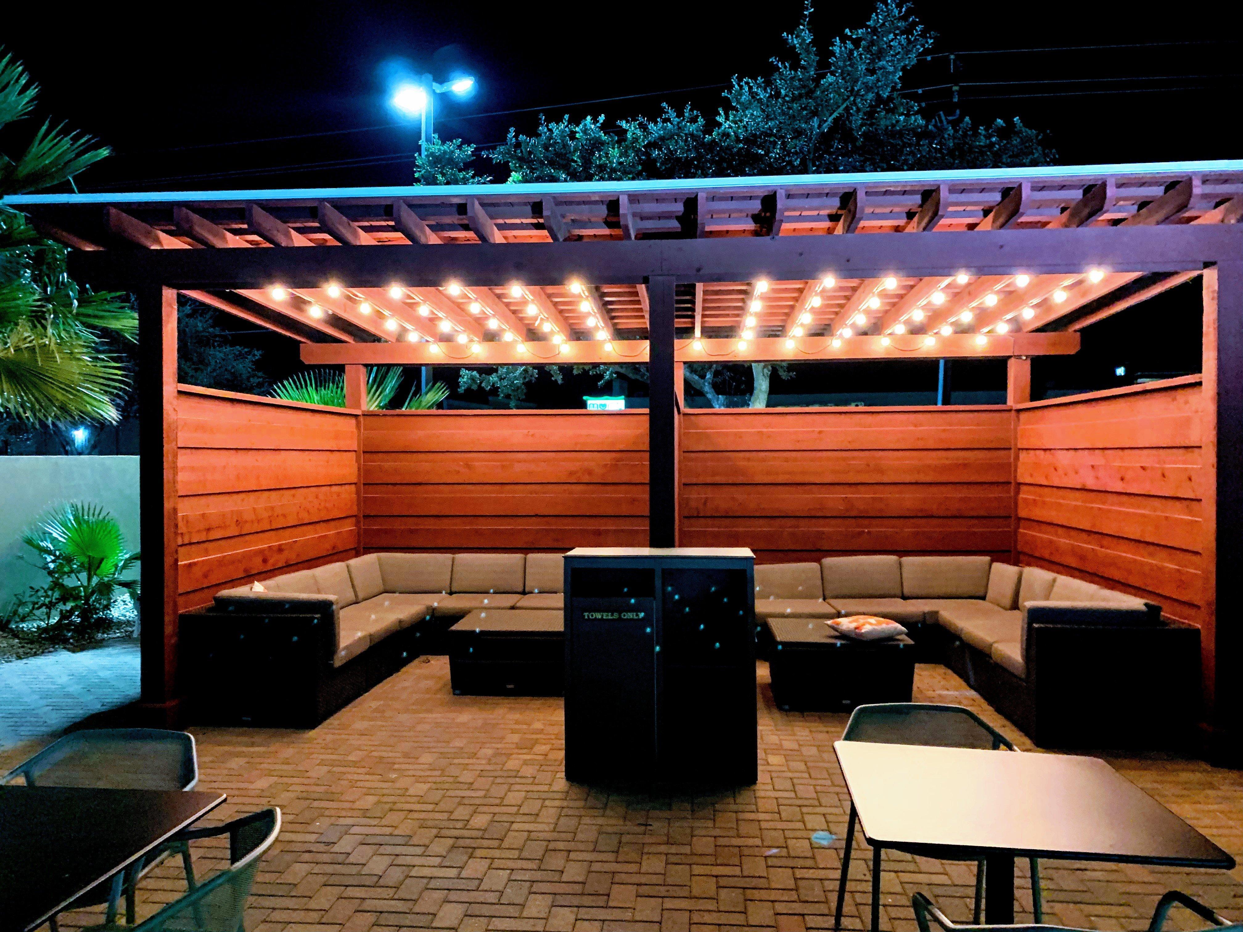 Holiday Inn - Brownsville By Ihg Esterno foto